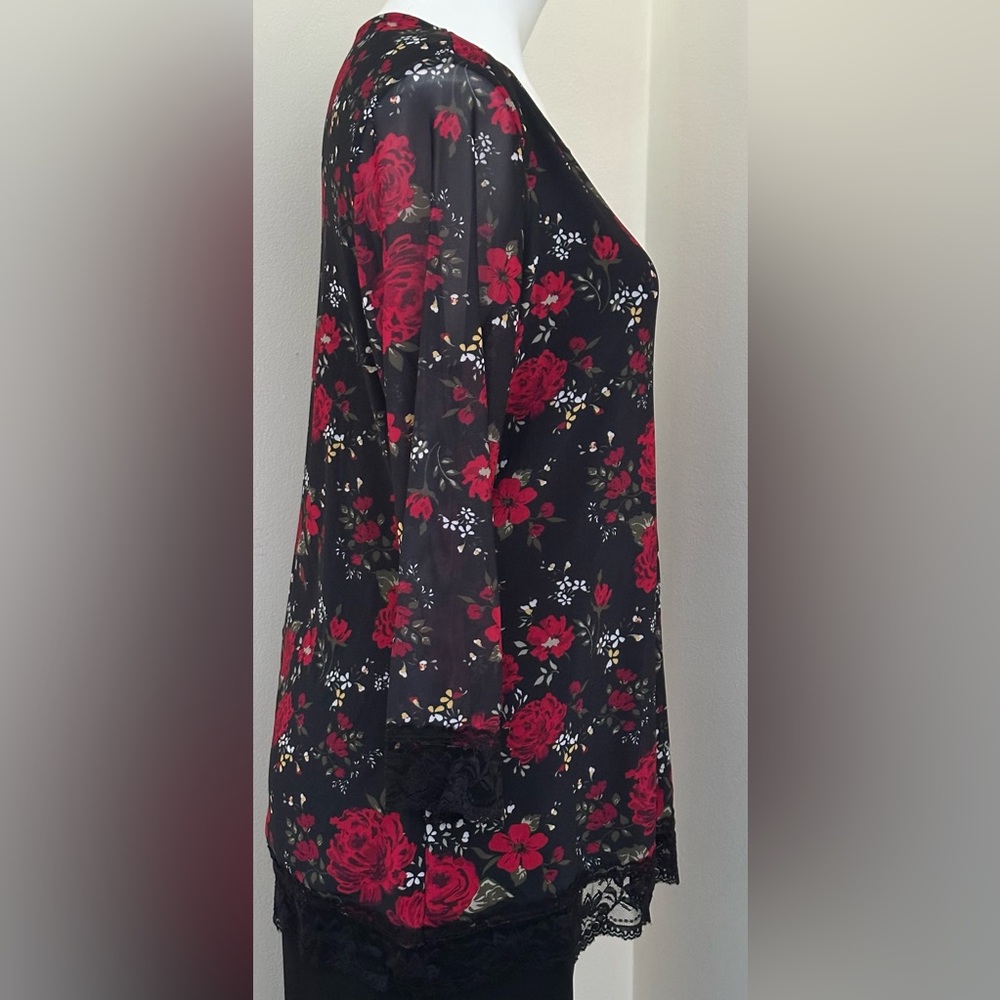 LACE Floral Black & Red Blouse With Sheer 3/4 Sleeves Sz XXL/2XG - Picture 5 of 14